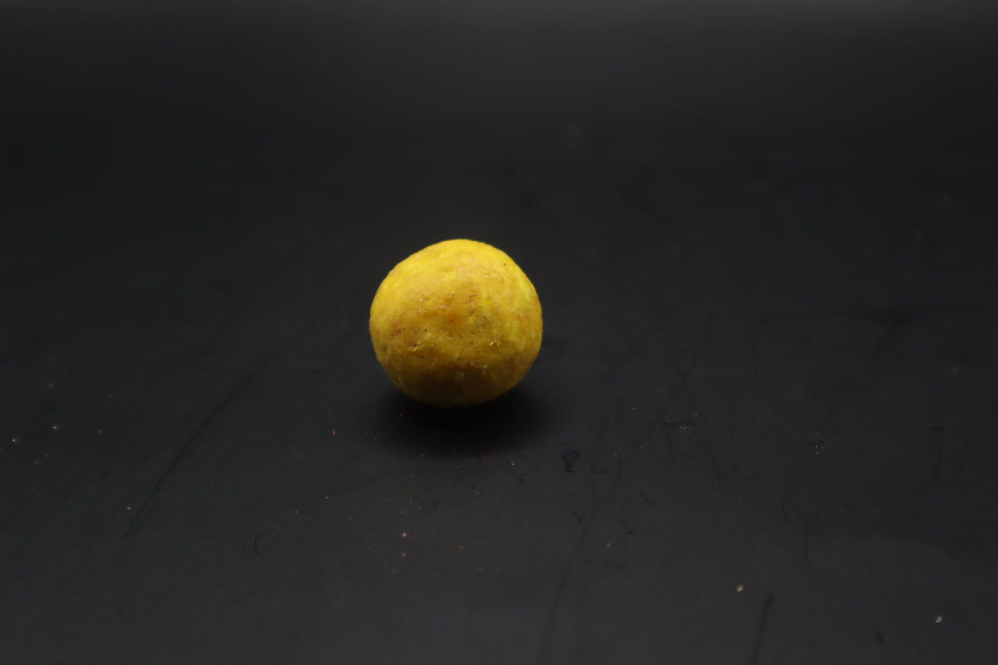 ESOTIC BANANA HOOK BAITS EQUILIBRATE