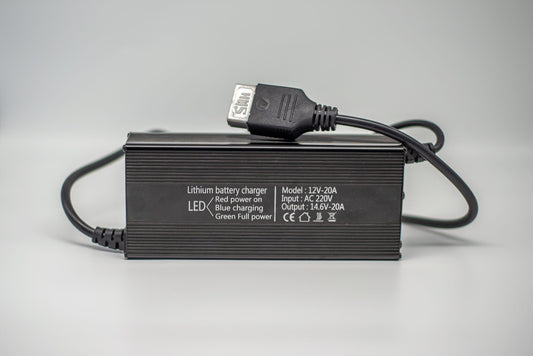 Charger 12V 20A for 105Ah Voltacase outdoor case